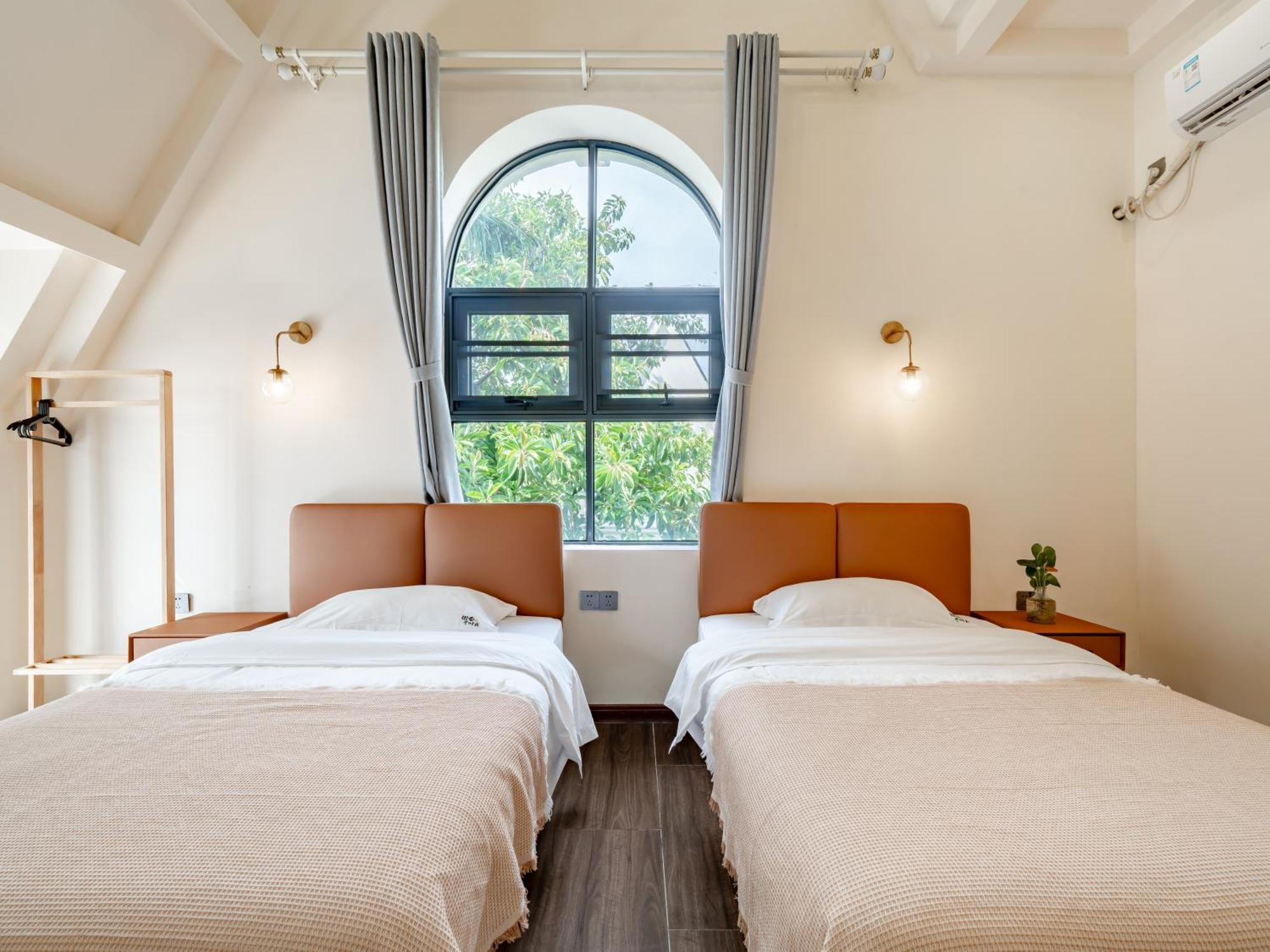Beihai Silver Beach Yintai Time Seaview Villa Hotel Dış mekan fotoğraf